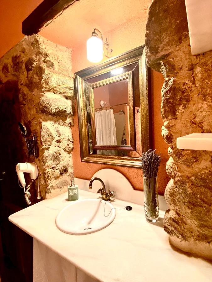El Huerto De Candeleda Luaran gambar